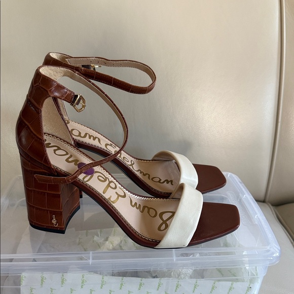 Sam Edelman Tan and Cream Croc-Embossed Heels - Picture 3 of 7